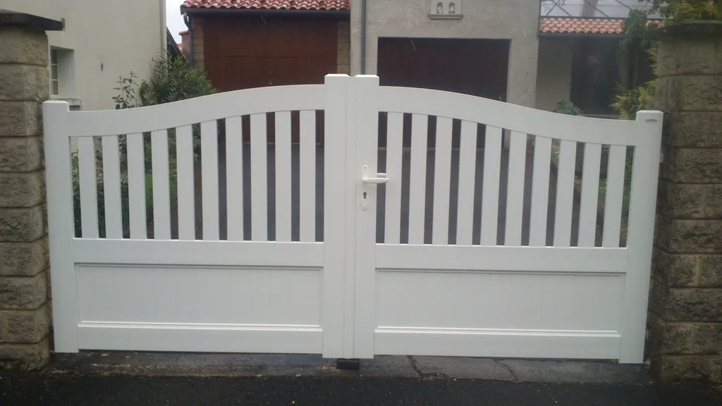 Portail PVC